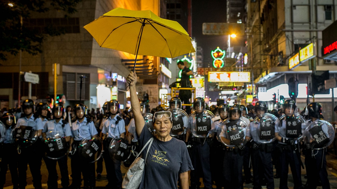 Великобритания разкритикува Китай заради Хонконг