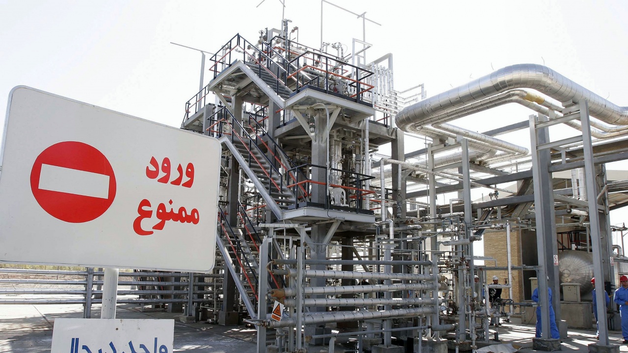 Иран позволи на МААЕ да подмени камерите си в работилницата за центрофуги