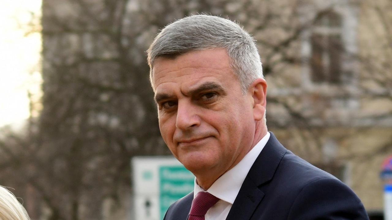 Министър Янев: България е активен член на НАТО и като такъв не може да бъде обект на чужди решения