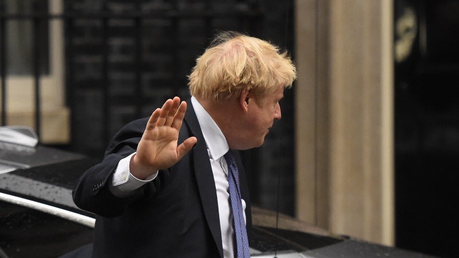 Борис Джонсън може да затегне още ограниченията в Англия 