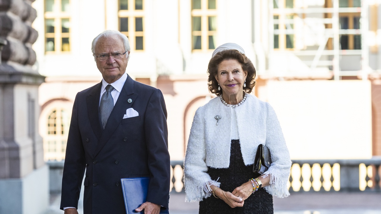 Кралят и кралицата на Швеция дадоха положителен тест за COVID-19