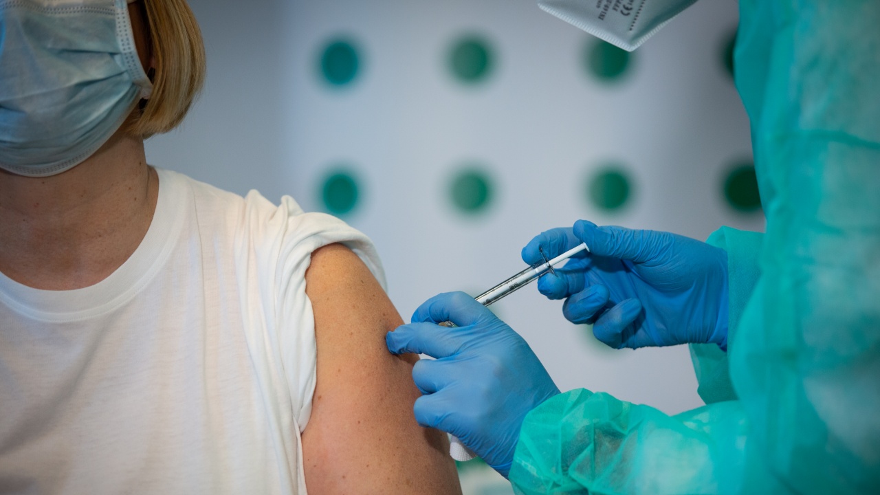 Втори ден във Враца поставят повече от 900 ваксини срещу коронавирус