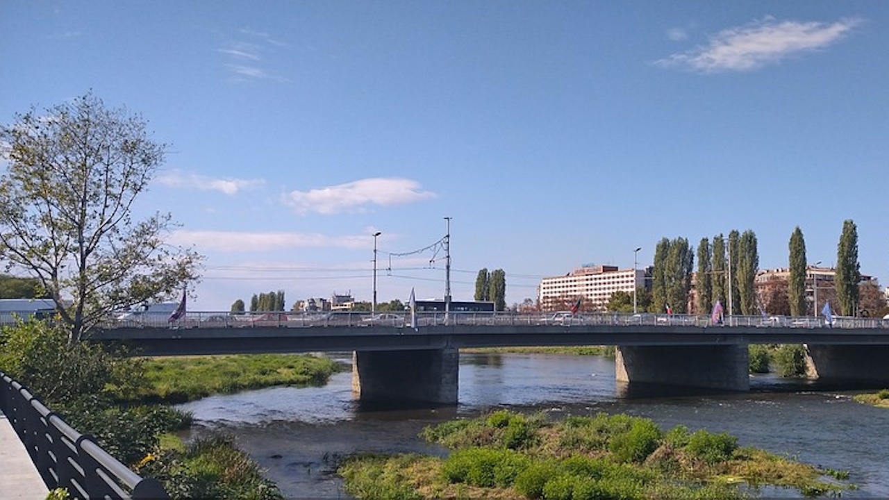 Прекратяват се всички договори за почистването на река Марица