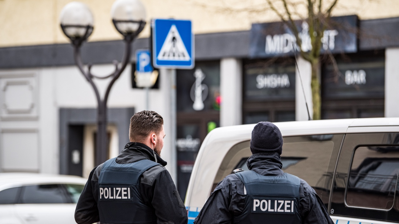 Застреляха двама германски полицаи при рутинна проверка на автомобил