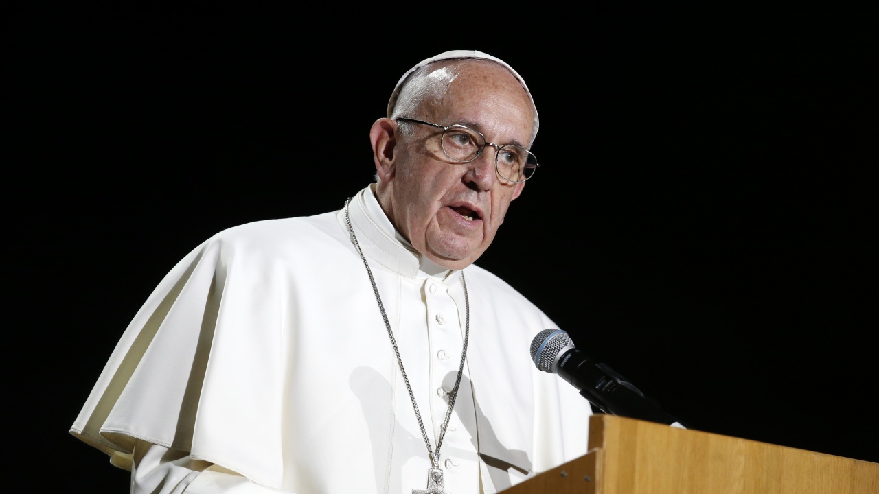 Папа Франциск осъди осакатяването на жени и трафика им с цел проституция