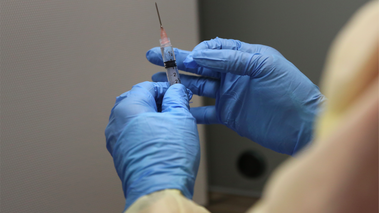 Индия одобри еднодозовата ваксина "Спутник лайт" при хора, които все още не са ваксинирани