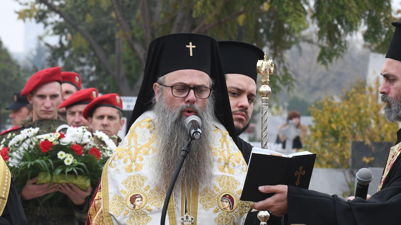 Митрополит Николай скочи на кремациите: Изгарянето на човеци е поругаване на Бога