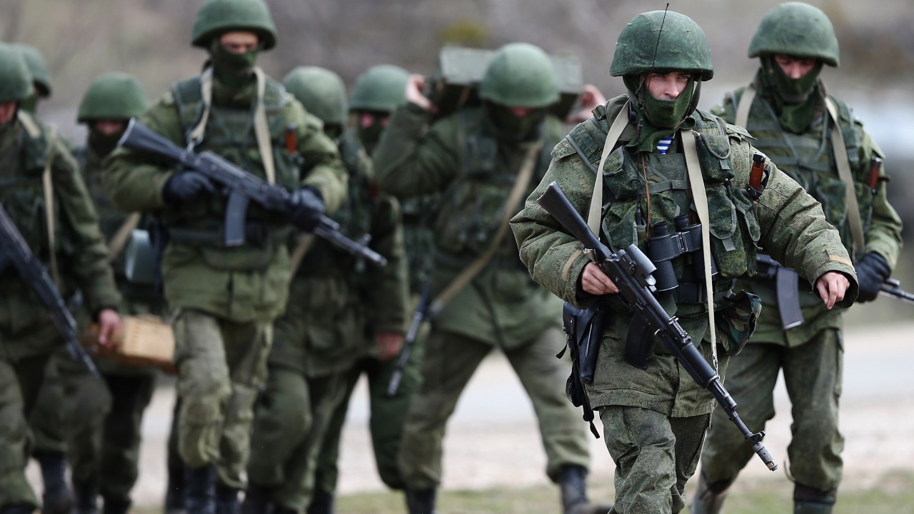 Руски наемници с шпионски връзки увеличават присъствието си в Украйна