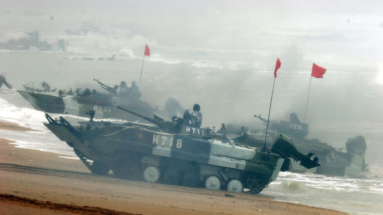 Русия връща някои военни части в базите им близо до Украйна