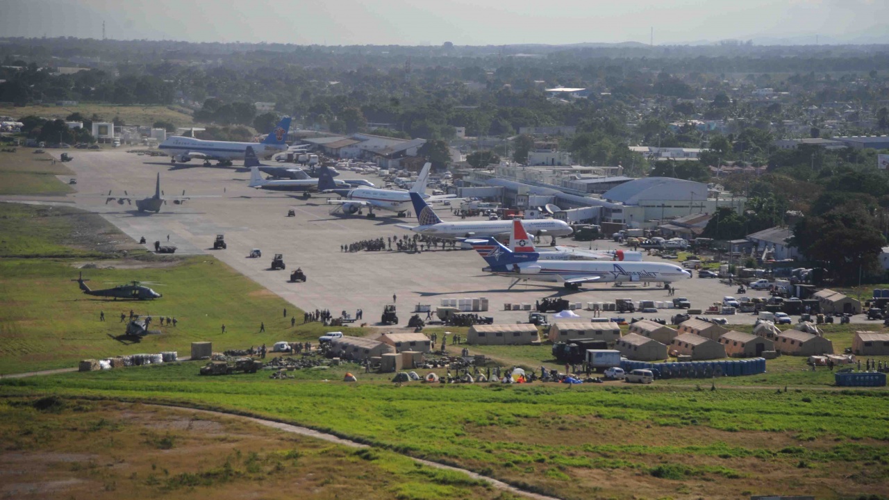 Военно летище до Киев е било превзето от руските сили