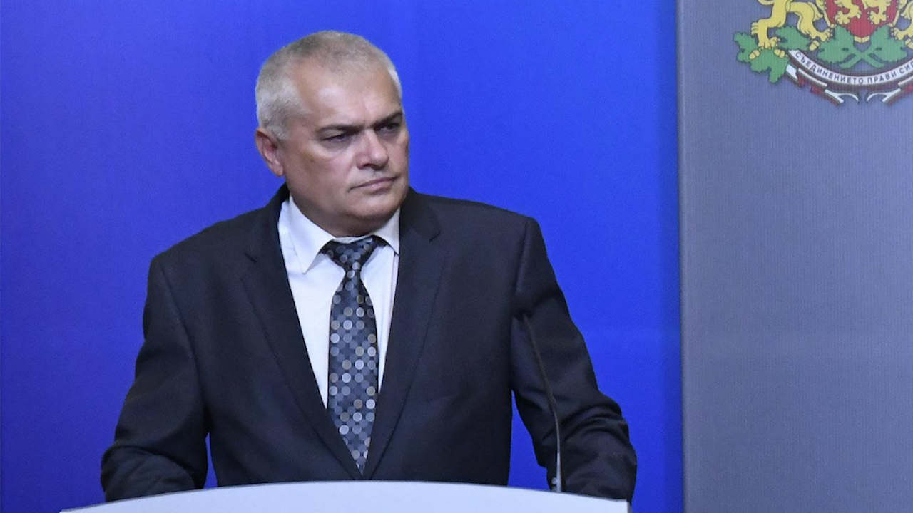 Валентин Радев: Предоставянето на муниции на Украйна би ни въвлякло по-сериозно в конфликта