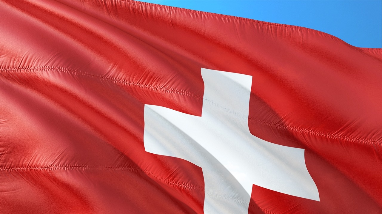 ЕК очаква Швейцария да последва санкциите на ЕС срещу Русия