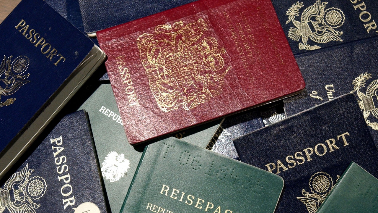 ЕК: "Златните" паспорти са заплаха за сигурността