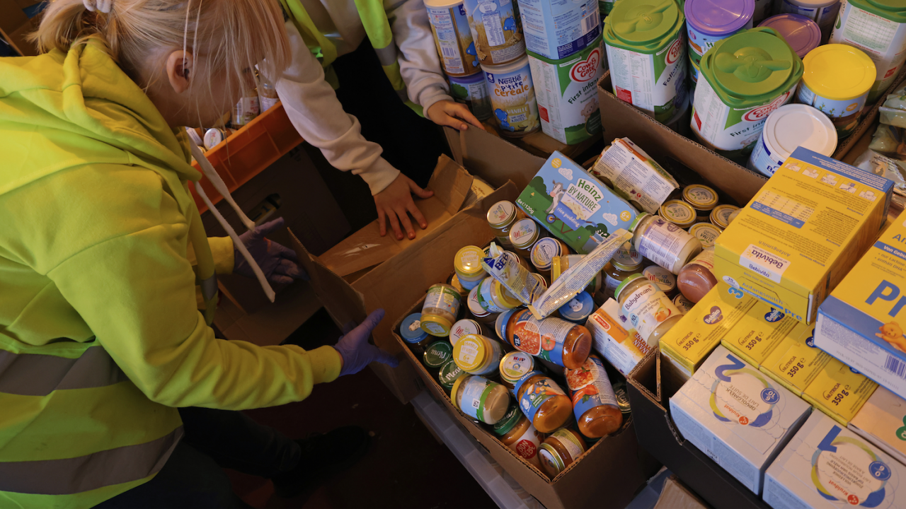 Германия достави в Украйна над 3000 тона хранителна помощ