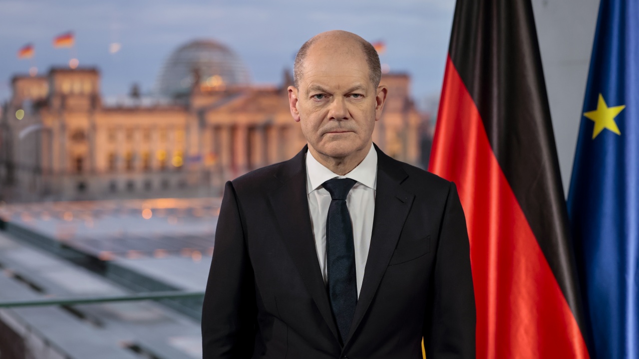 Олаф Шолц: Германия все още е против забраната на енергиен внос от Русия