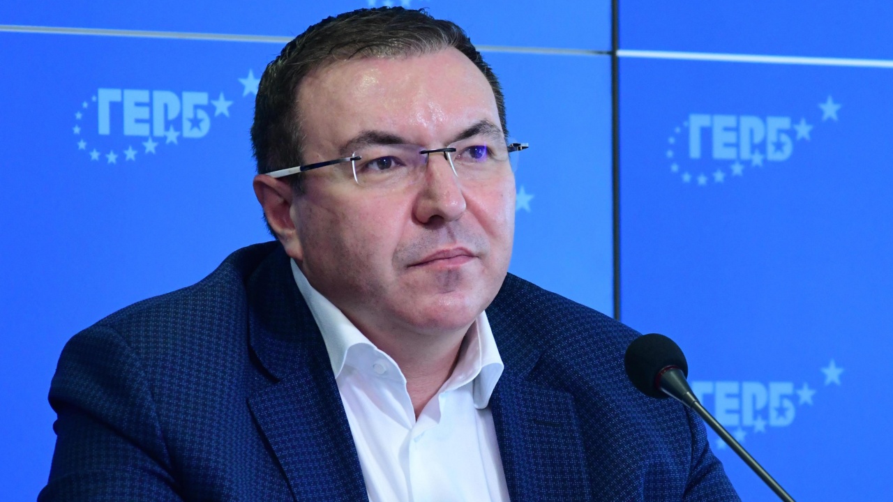 Костадин Ангелов: В момента предсрочните избори не са най-доброто нещо за България
