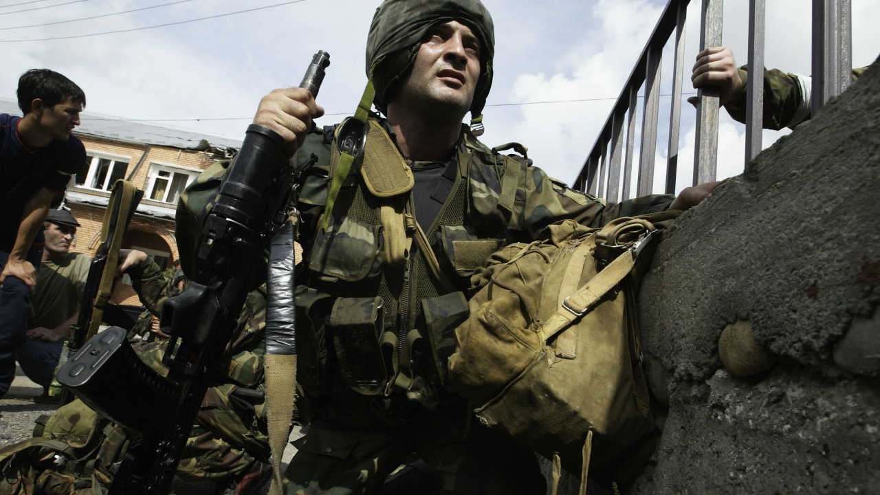 Москва: Украински войници бяха арестувани за малтретиране на руски военнопленници