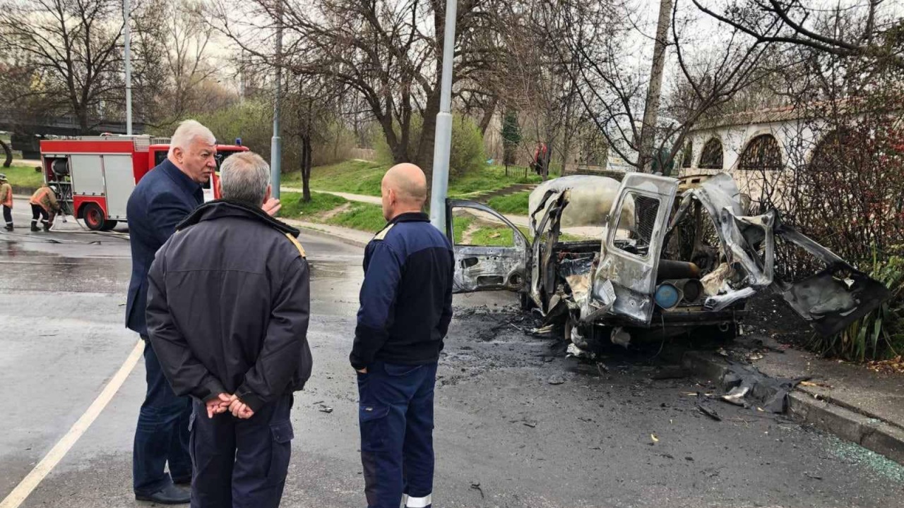 Кметът Здравко Димитров с първи коментар за избухналата кола в Пловдив