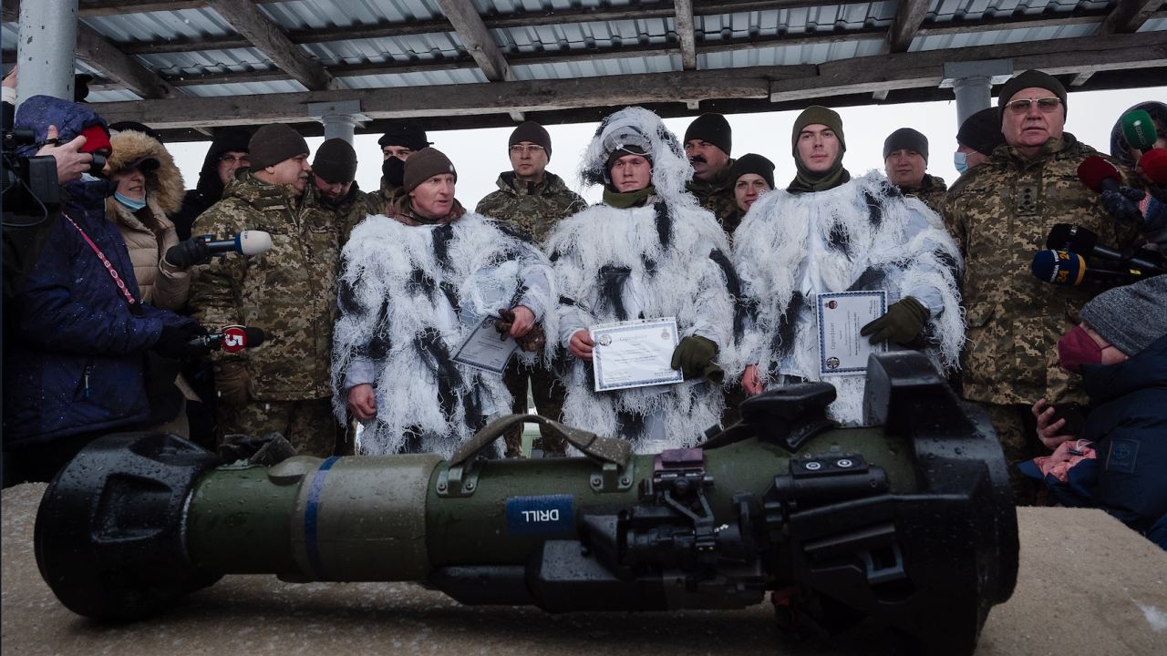 Испания прати оръжия на Украйна, те попаднаха в руски ръце