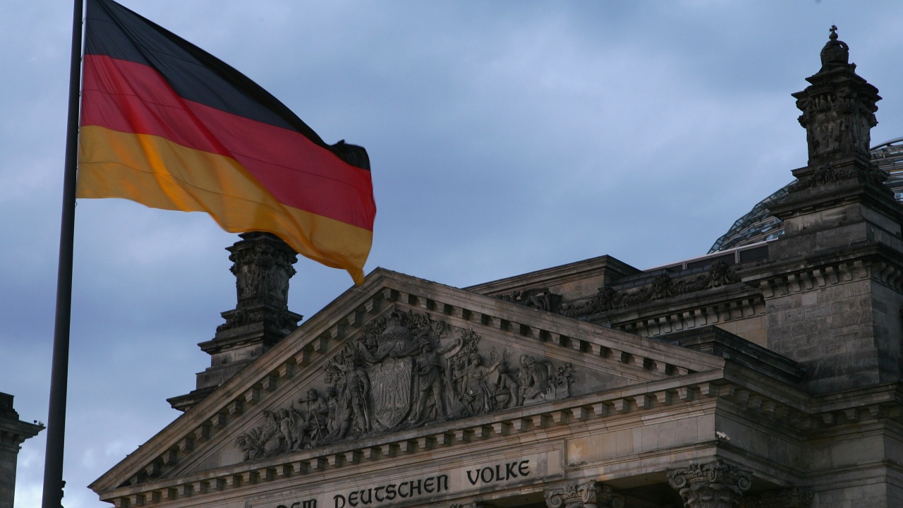 Германия възнамерява да изгони близо 100 руски дипломати