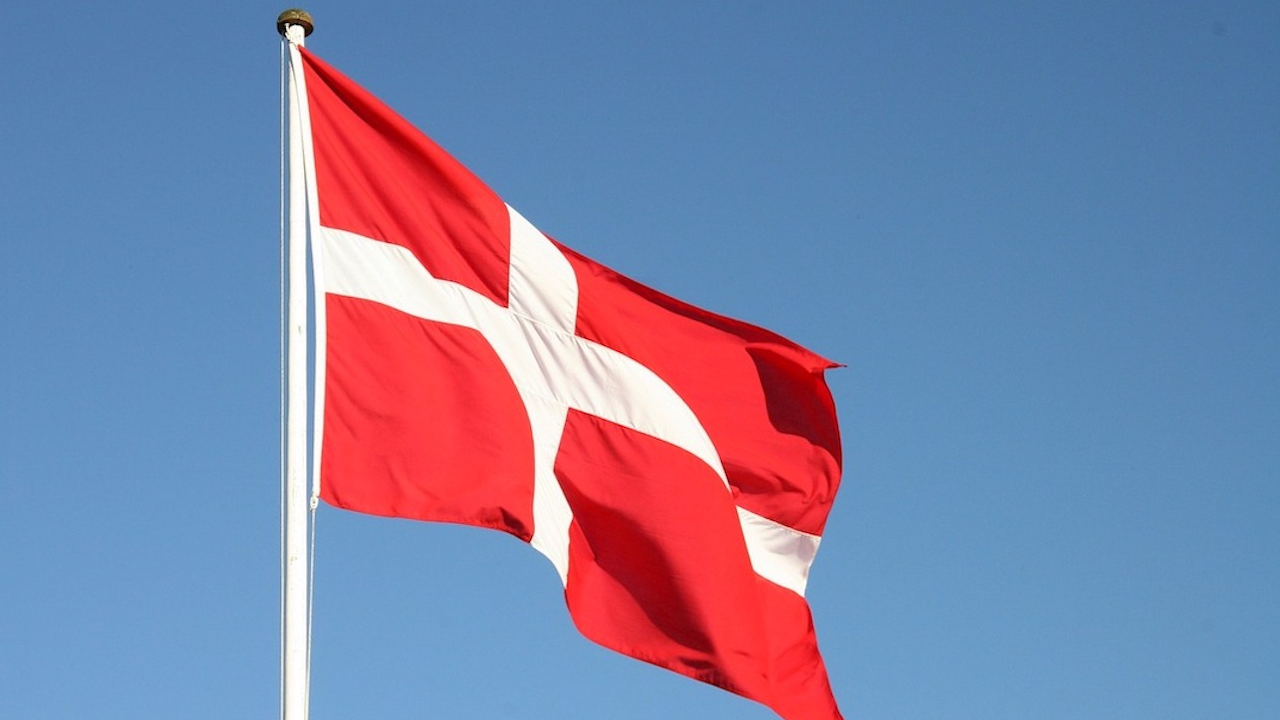 Дания гони 15 руски дипломати