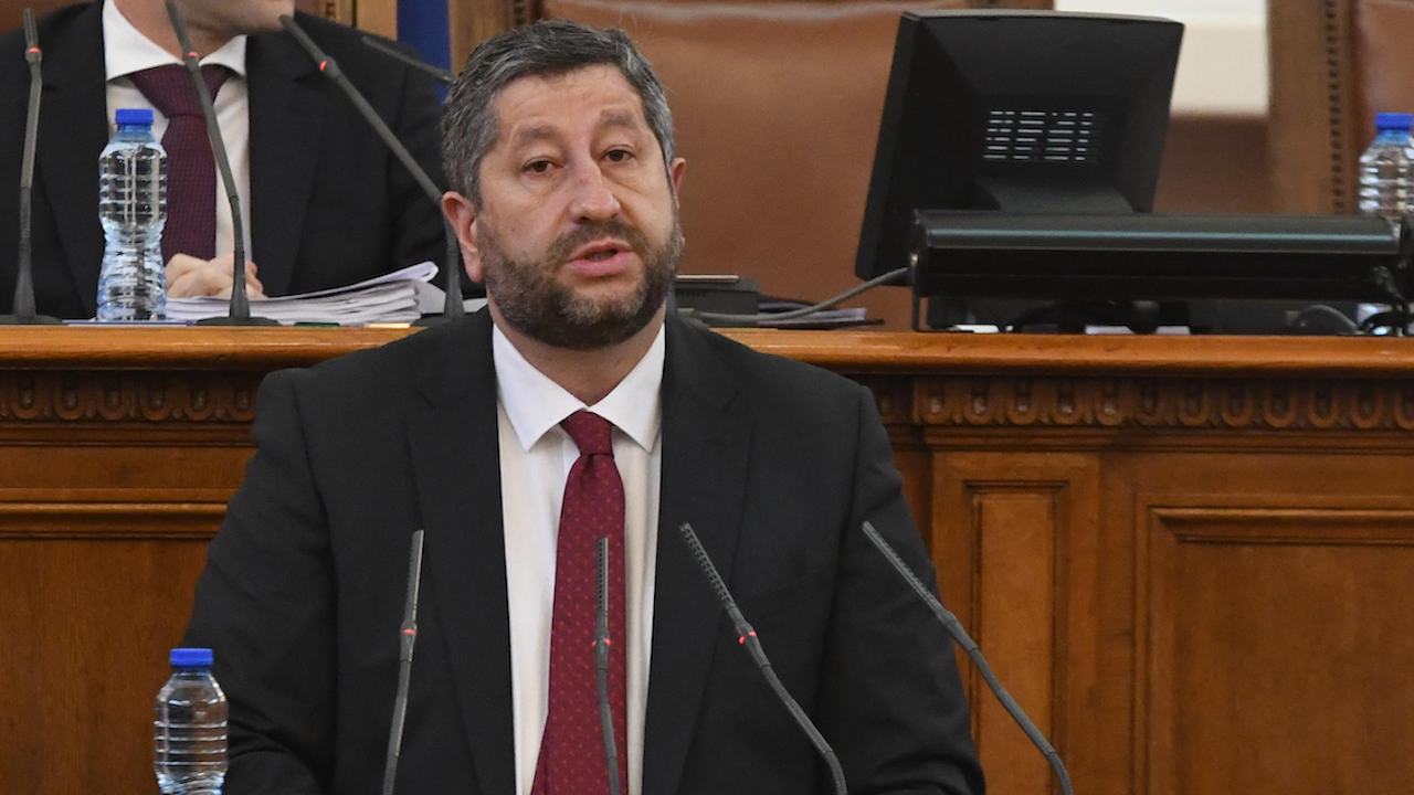 Христо Иванов: Тайни договорки да вдигнем ветото за Северна Македония няма и не може да има
