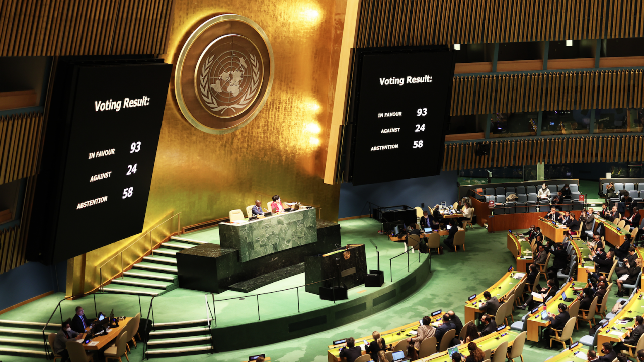 Общото събрание на ООН лиши Русия от членство в Съвета по правата на човека заради войната в Украйна