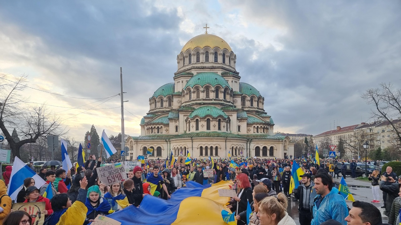 Голямо шествие в подкрепа на Украйна се проведе в София