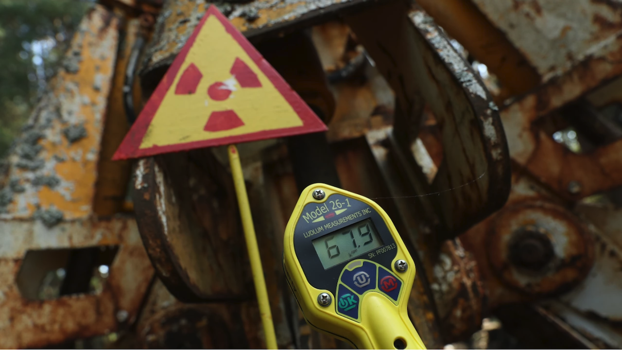 Украинските власти: В момента не е възможно да се контролират нивата на радиация в Чернобил