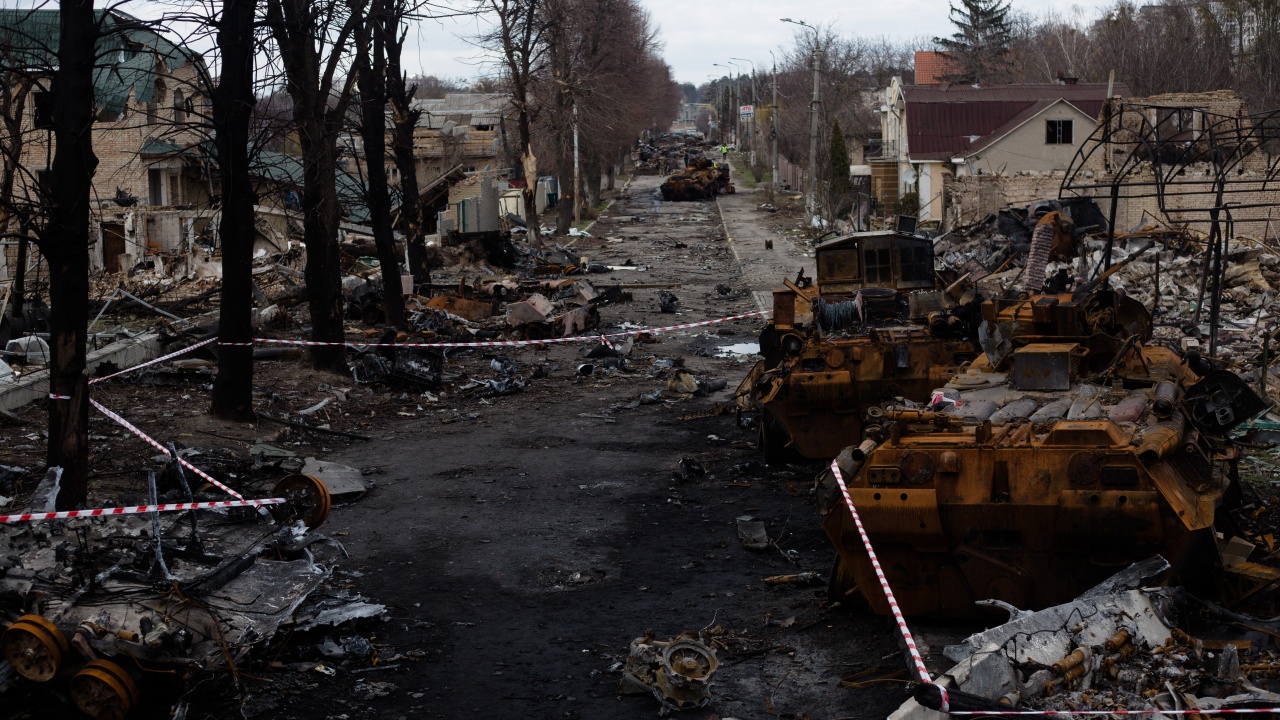 Великобритания ще изпрати експерти по военните престъпления в Украйна