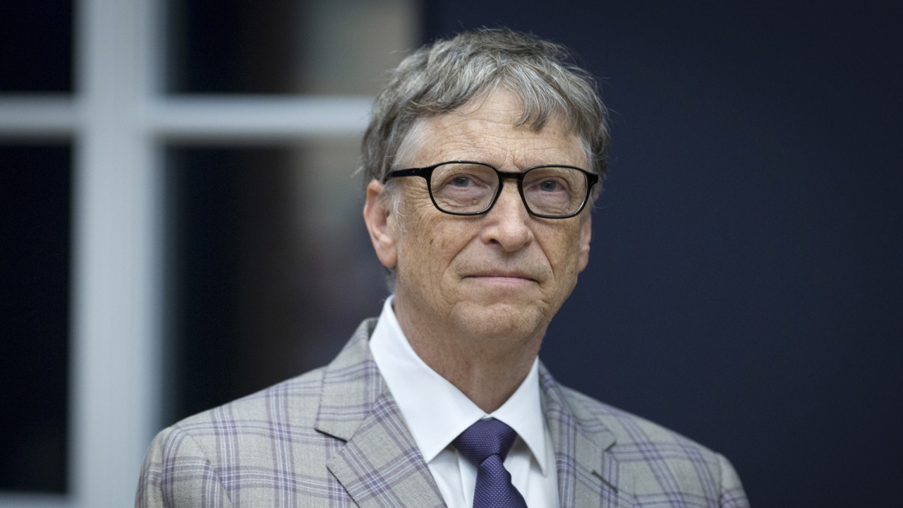Бил Гейтс се изолира след положителен тест за COVID-19