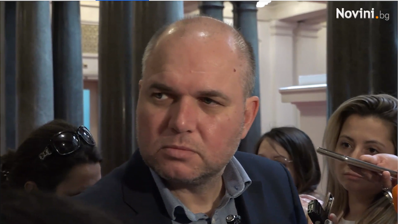Владислав Панев: Имаме достатъчно алтернативи за внос на природен газ