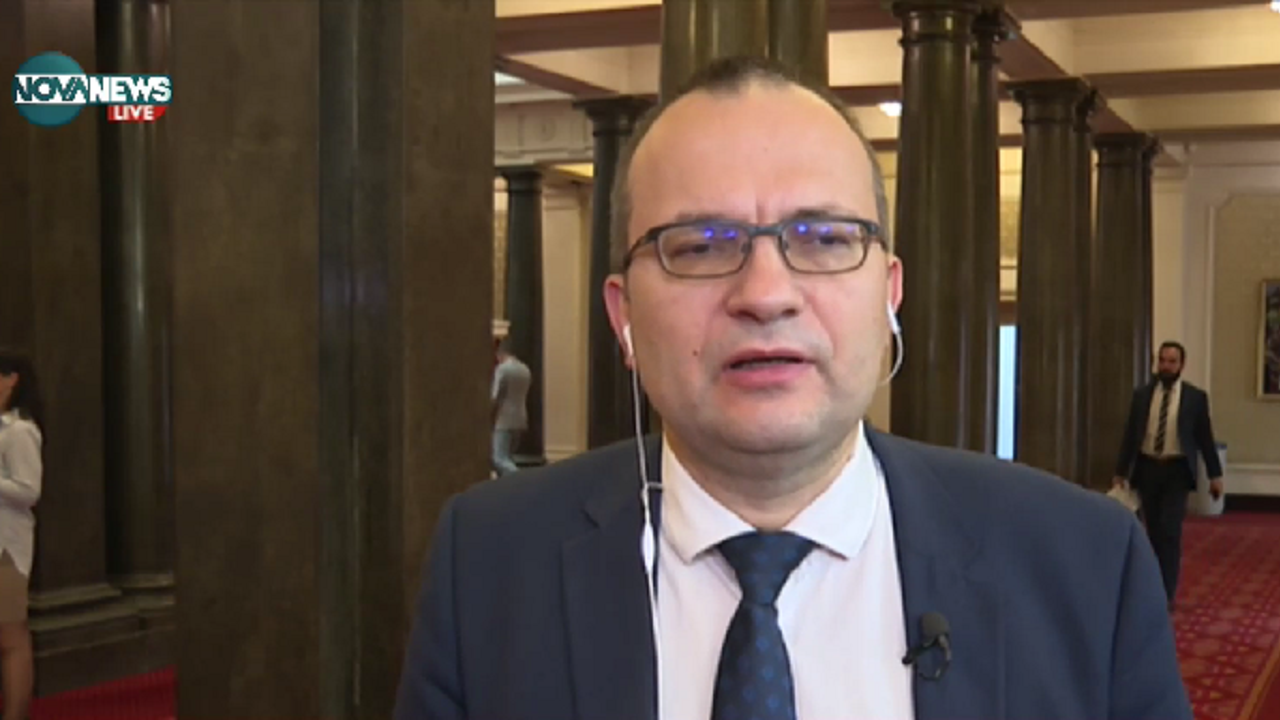 Мартин Димитров: Купуването на целия азерски газ е най-доброто решение