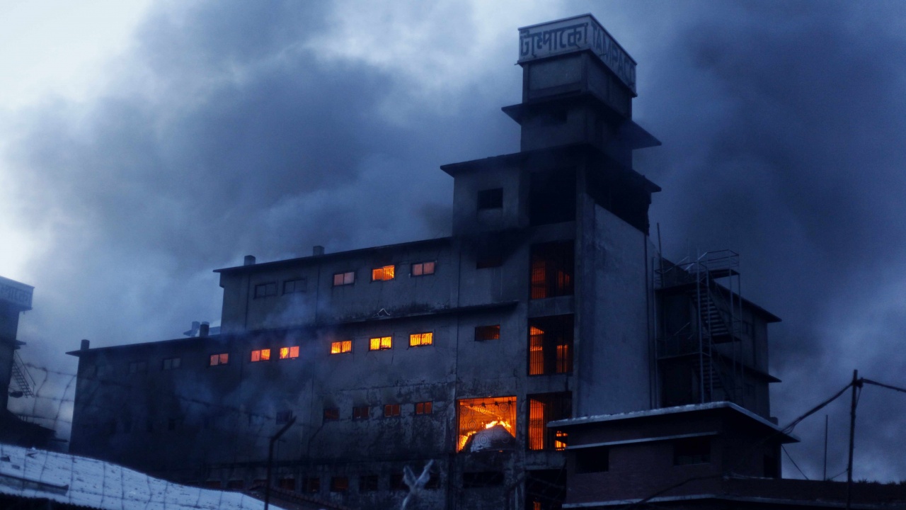 Най-малко осем убити и 15 ранени при пожар в химически завод в Индия