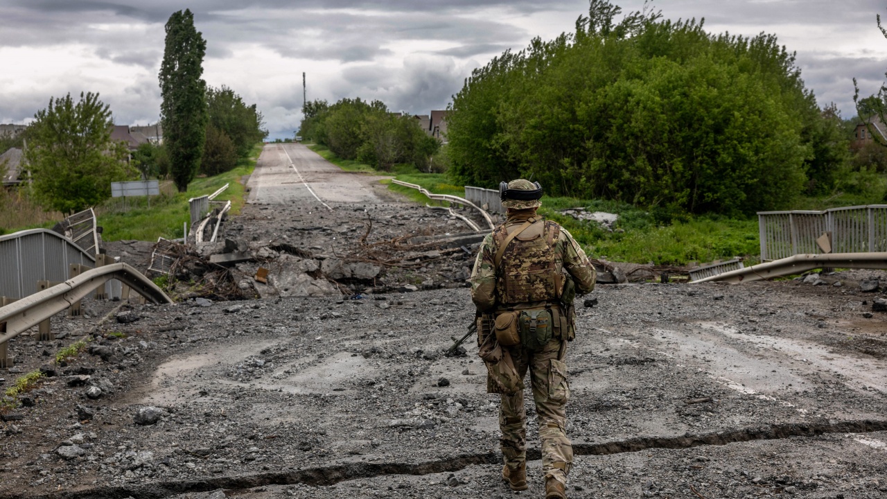 Русия е предала на Киев част от телата на загиналите бойци от „Азовстал“