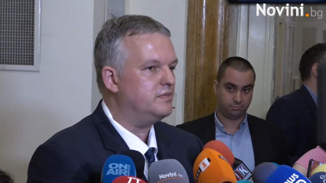 Антон Тонев от ПП за Кирил Симеонов: Призовахме всички депутати да подкрепят вота на народа