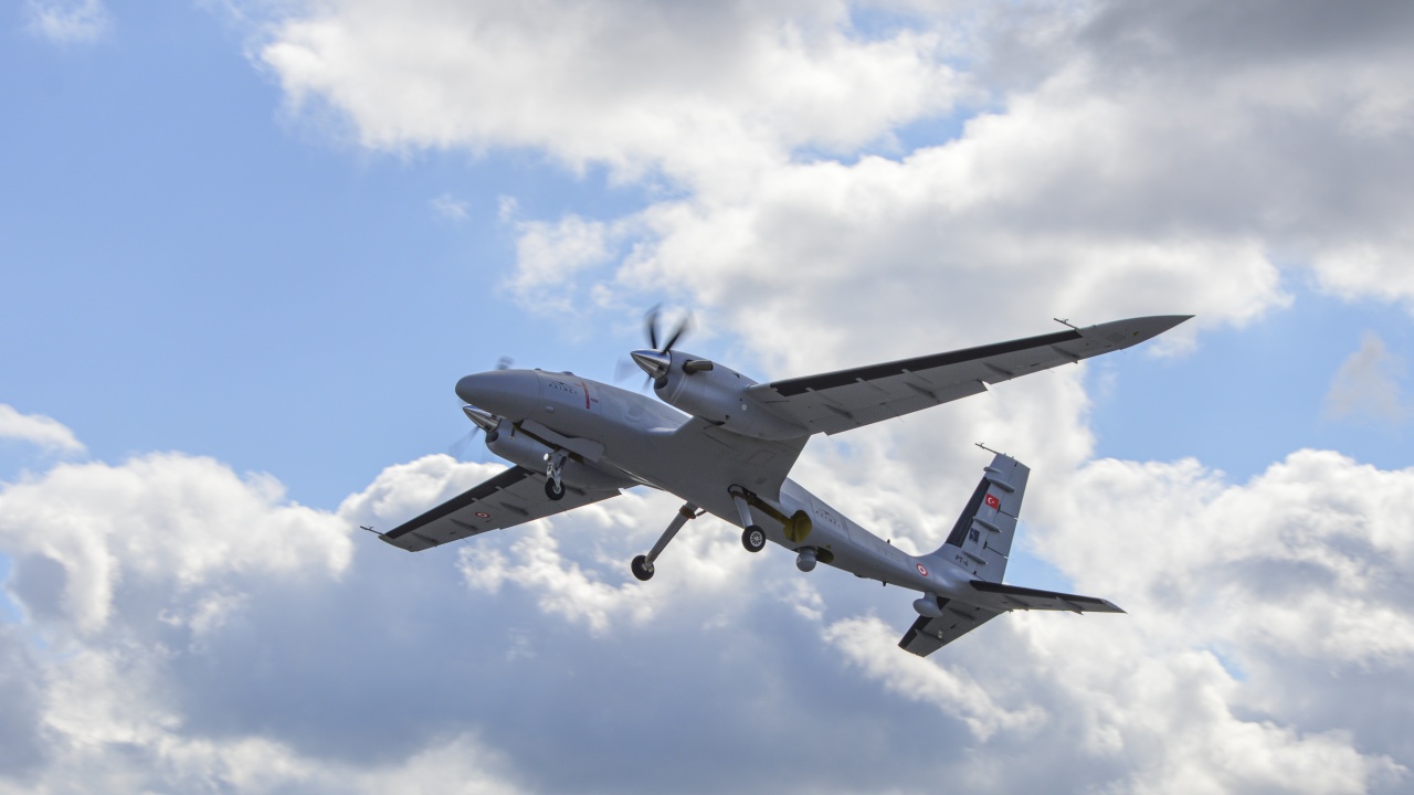 Турската компания "Байкар" предоставя на Украйна още три безпилотни самолета