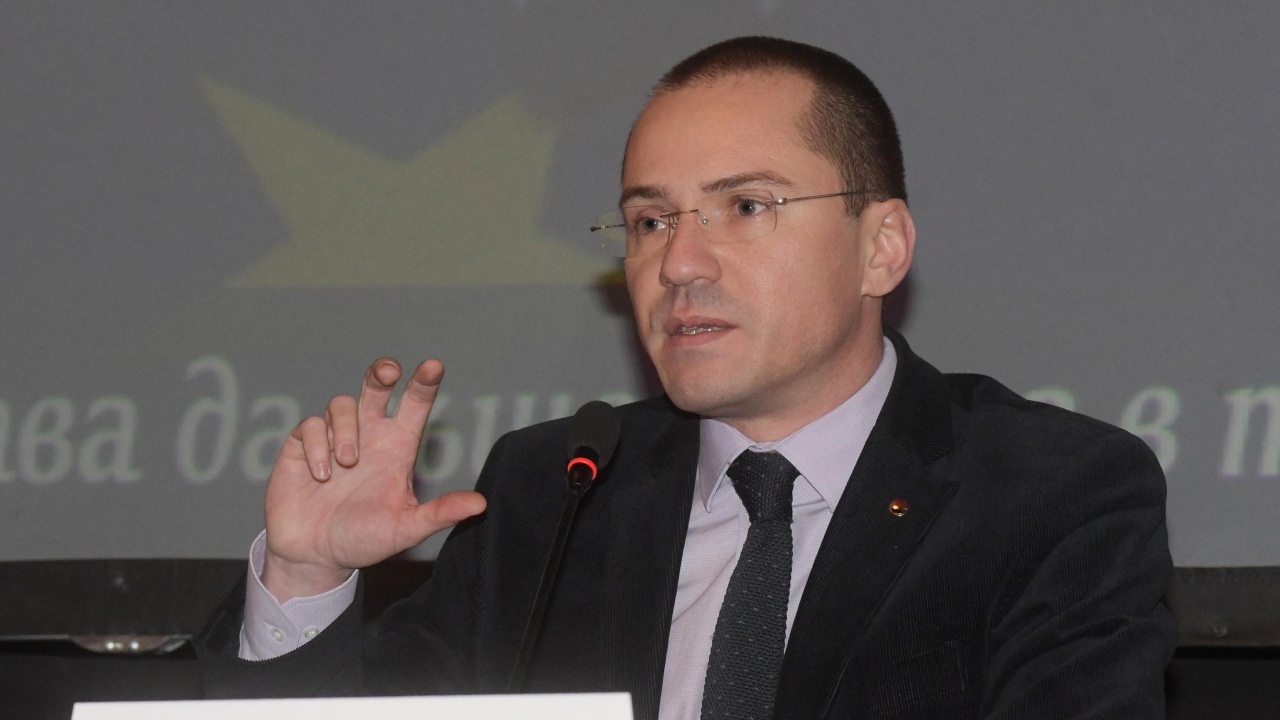 Ангел Джамбазки: Протоколът с РСМ ще бъде подписан във Велико Търново