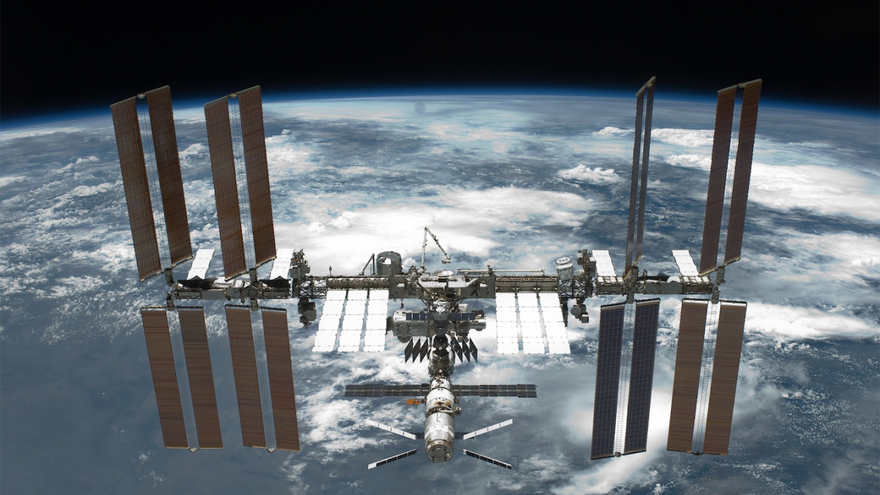 Русия уведоми НАСА, че възнамерява да остане на МКС поне до изграждането на собствена орбитална станция