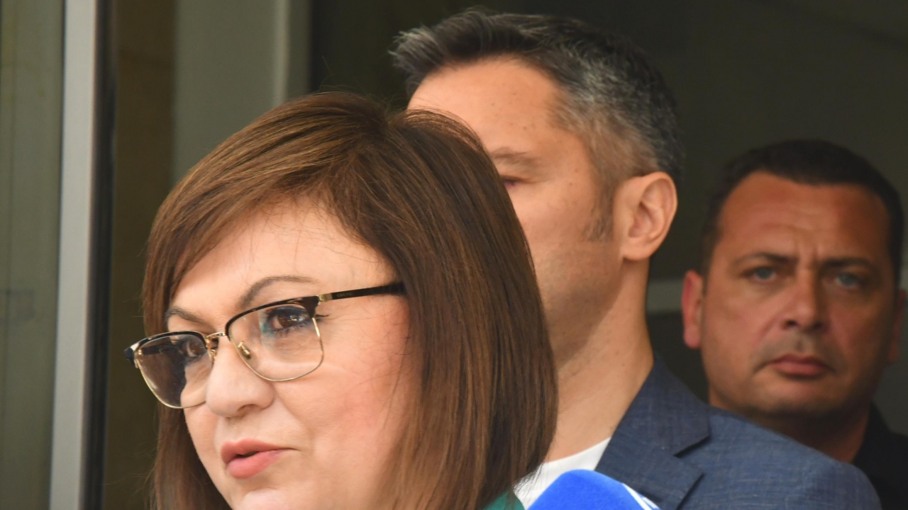 Корнелия Нинова: Министър Стоянов лъже и манипулира
