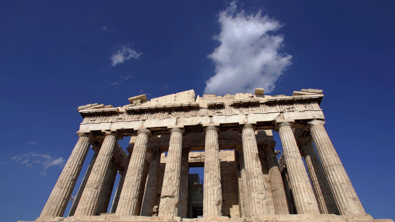 Гърция излезе от рамката за засилено наблюдение от ЕС