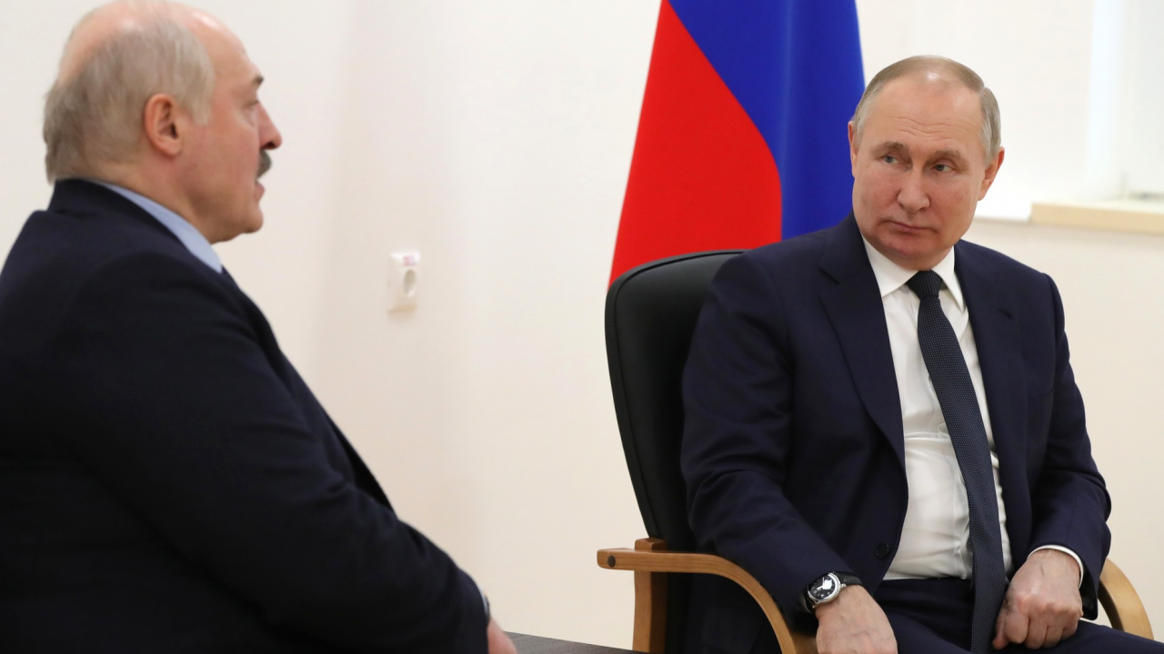 Путин каза какво чака от Запада на изненадваща среща с Лукашенко