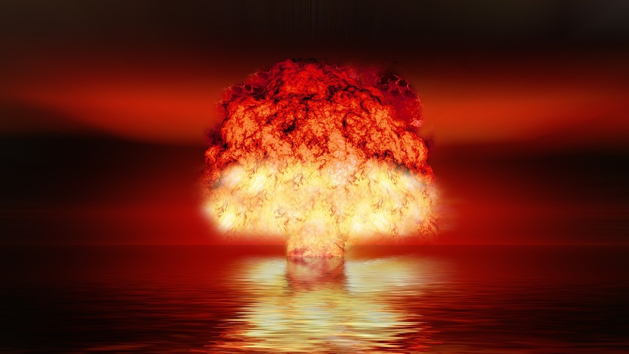 Ако Русия употреби атомна бомба, става мишена на всички ядрени сили