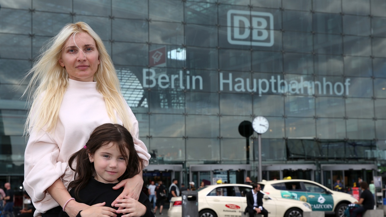 Притокът на украински бежанци тревожи Берлин