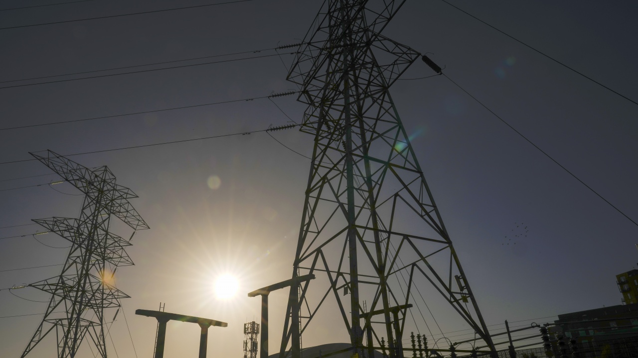 Русия нанесе удар по електропреносната мрежа в централните украински области