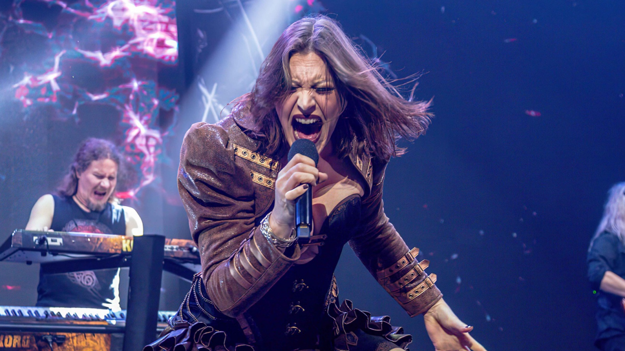 Вокалистката на Nightwish е с рак на гърдата