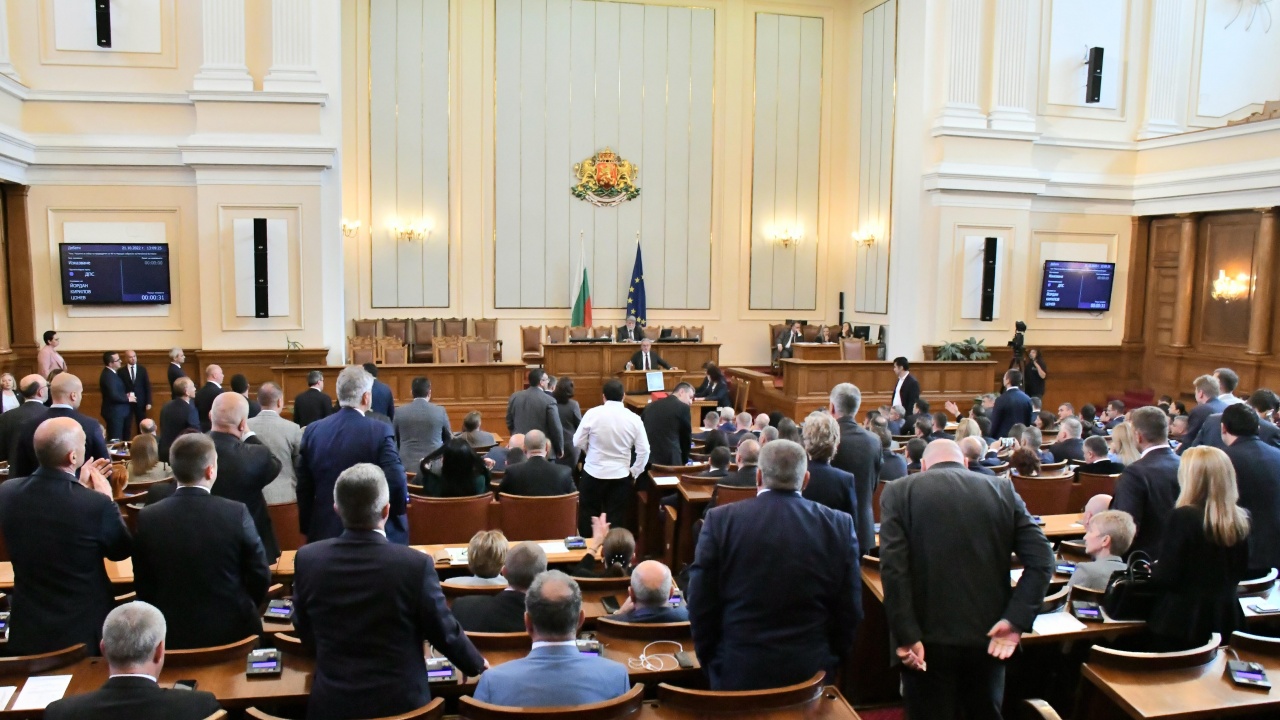 Депутатите продължават с избора на председатели на комисии