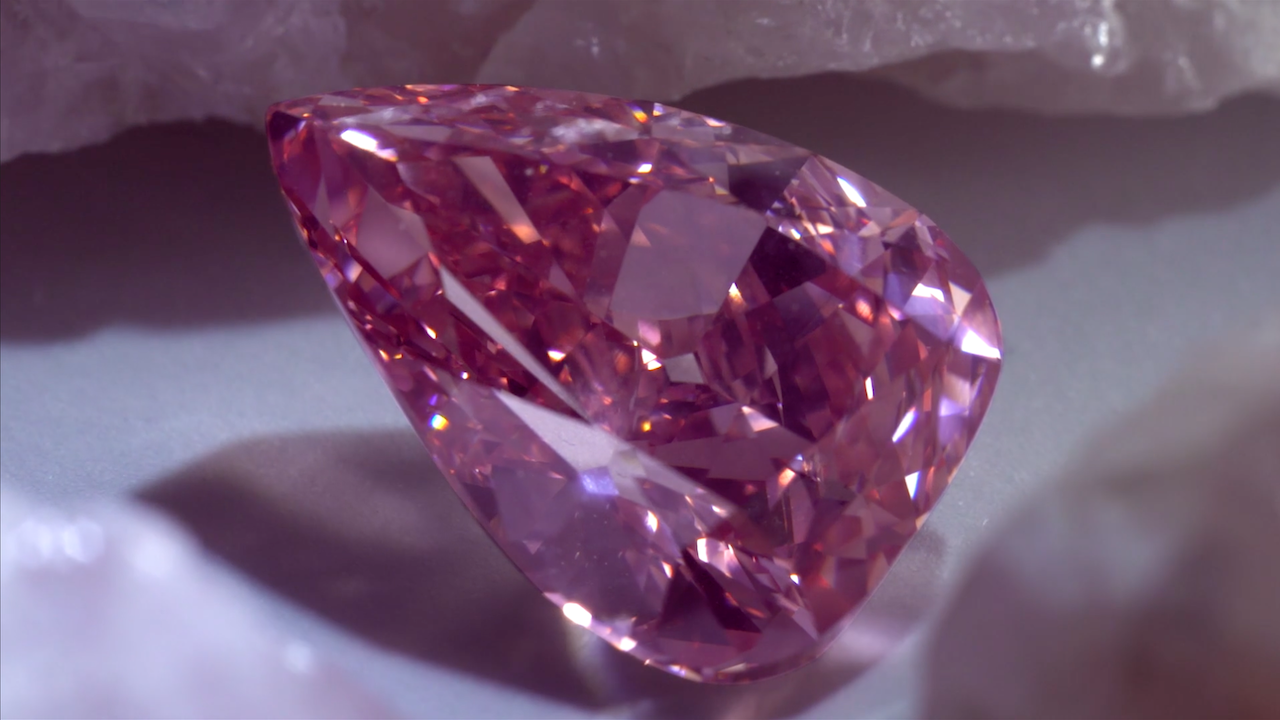 Розов диамант, който се продава на търг, може да достигне цена от 35 милиона щатски долара
