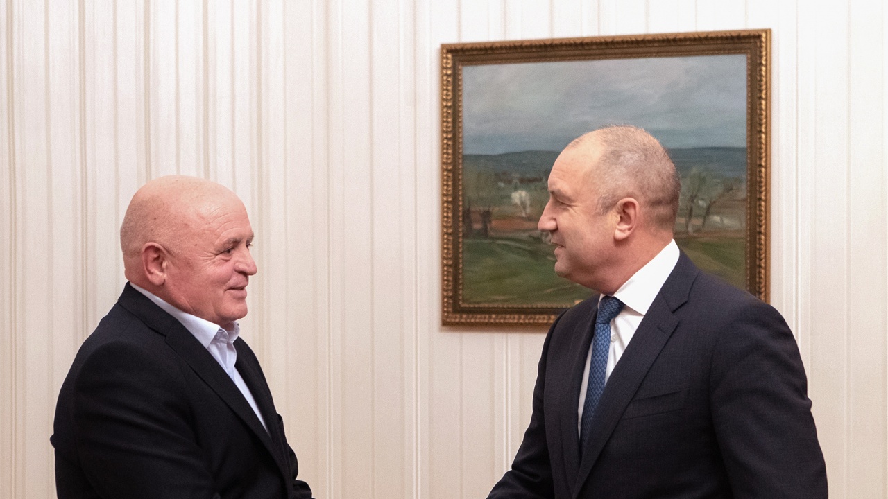 Румен Радев проведе среща с председателя на молдовския район Тараклия