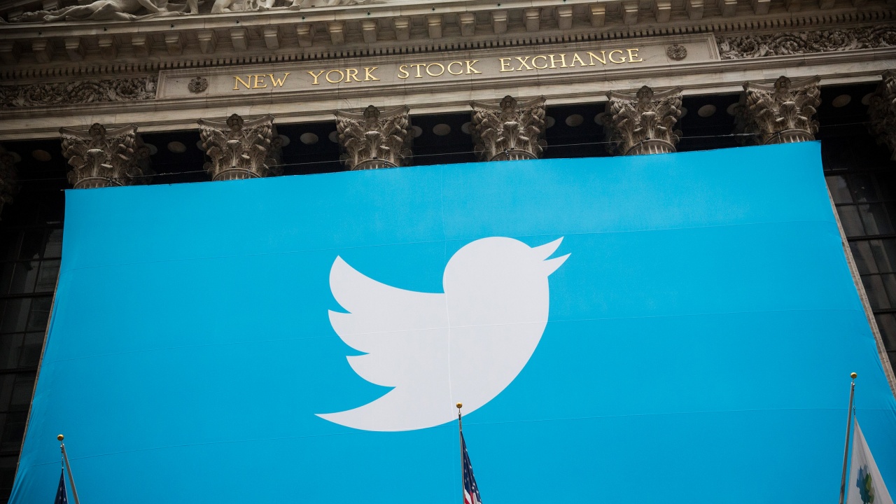 ЕС се закани да забрани "Туитър"